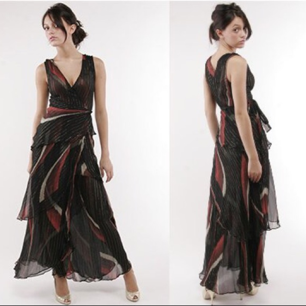 LAMB by Gwen Stefani PLONAISE GOWN